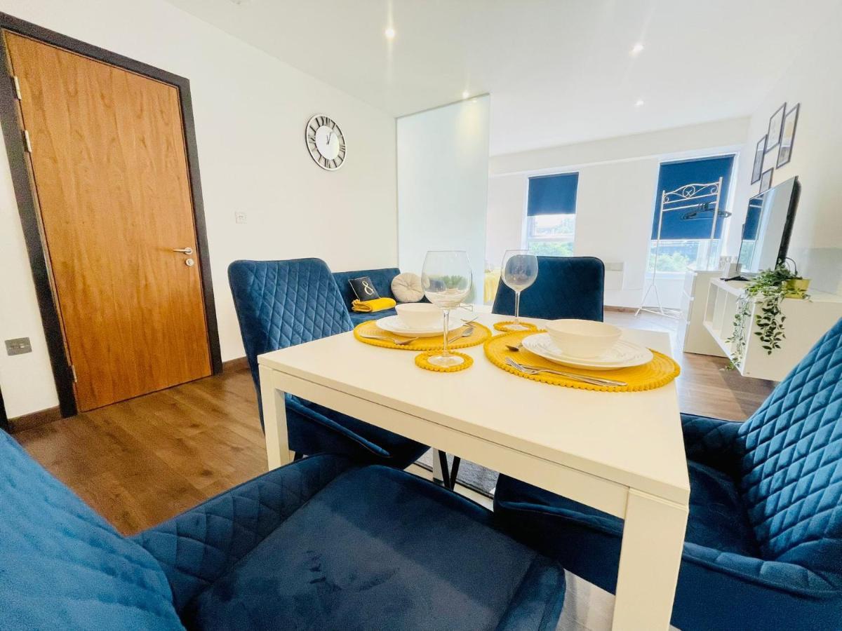 Park Street Apartment Luton By Hostaguest Exterior photo