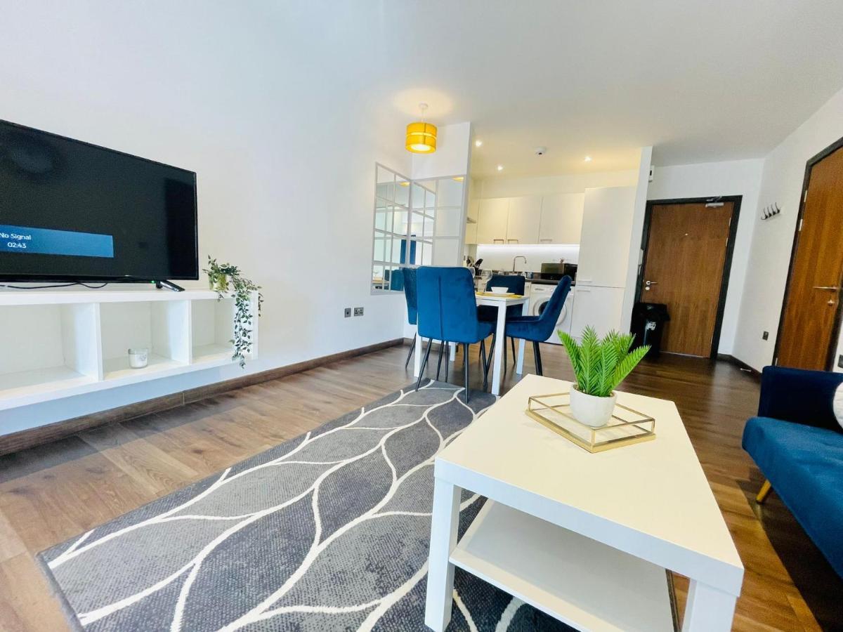 Park Street Apartment Luton By Hostaguest Exterior photo