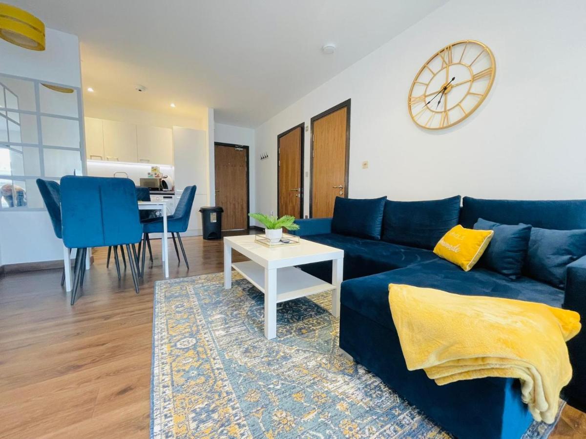 Park Street Apartment Luton By Hostaguest Exterior photo